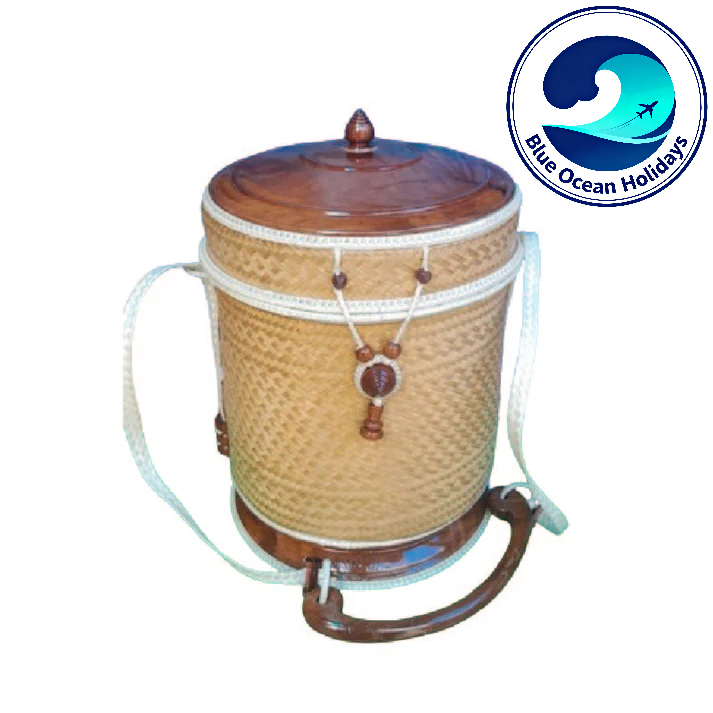 Handwoven Lao Sticky Rice Container with Lid – Natural Bamboo (11cm x 13cm, 332g)